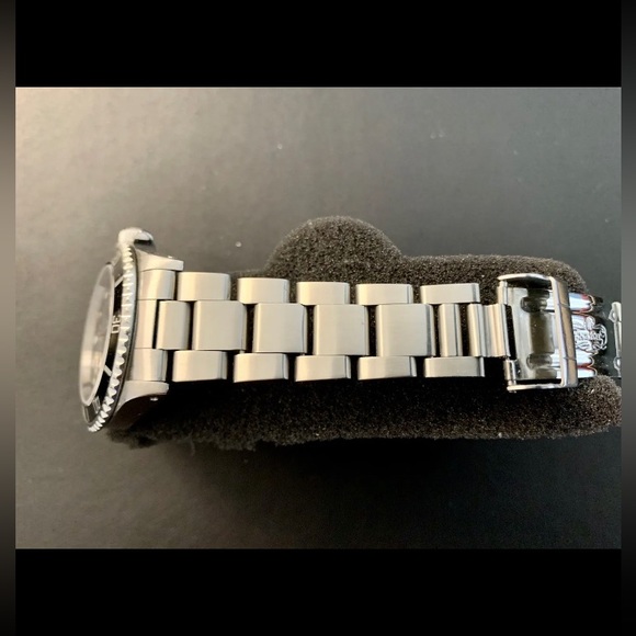 Rolex Submariner 14060 No Date - Picture 5 of 6